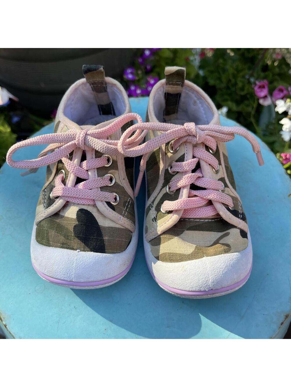 Wee Squeek Toddler Pink Camo Sneaker Size 6 20 To 24 Months 5 1/2 Inches